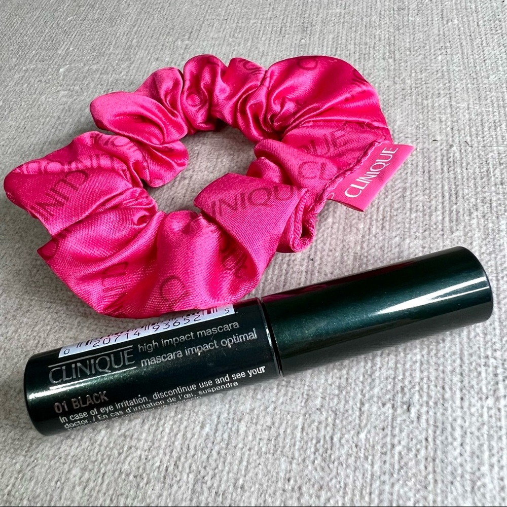 ❤️3 for $30❤️ CLINIQUE High Impact Mascara mini and pink scrunchy duo